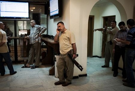 Kinh tế “hồi sinh” giữa vùng đất dữ - 6