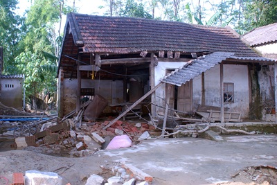 Tận mắt chứng kiến nơi lũ đi qua - 2