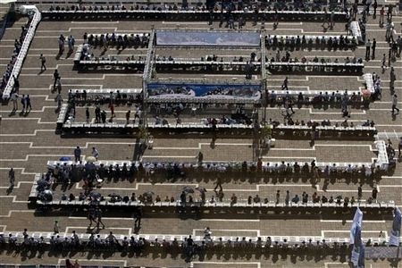 “Choáng” với màn đấu cờ với 523 đối thủ cùng lúc - 2