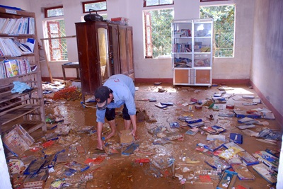 Tận mắt chứng kiến nơi lũ đi qua - 10