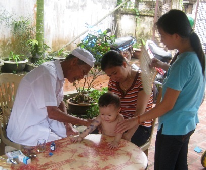 Thầy thuốc già và phòng khám miễn phí cho người nghèo - 2