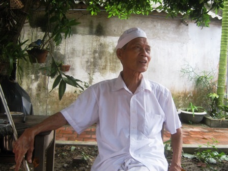 Thầy thuốc già và phòng khám miễn phí cho người nghèo - 1