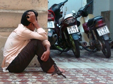 ATM - điểm “nóng” về tội phạm - 1