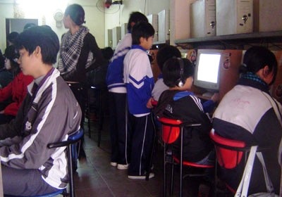 Một học sinh đột quỵ sau nhiều giờ chơi game - 1 Một học sinh đột quỵ sau nhiều giờ chơi game - 1