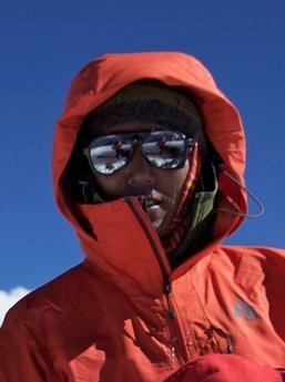 Người 19 lần chinh phục đỉnh Everest mất tích - 1