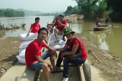 Người với người sống để thương nhau! - 2