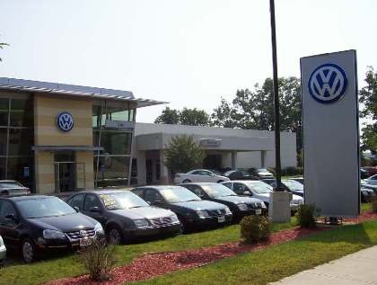 Toyota thua Volkswagen về lợi nhuận - 1