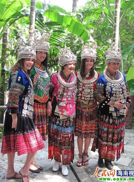 Giám khảo Hoa hậu thế giới 2010 là 7 cựu Hoa hậu - 3 Giám khảo Hoa hậu thế giới 2010 là 7 cựu Hoa hậu - 3