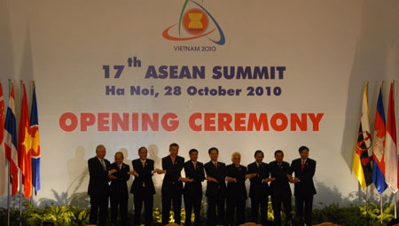 ASEAN 17 nhất trí thông qua Kế hoạch tổng thể Kết nối ASEAN - 1 ASEAN 17 nhất trí thông qua Kế hoạch tổng thể Kết nối ASEAN - 1