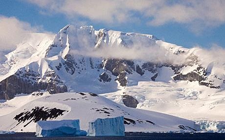 Trực thăng Pháp chở 4 người mất tích tại Nam Cực - 1