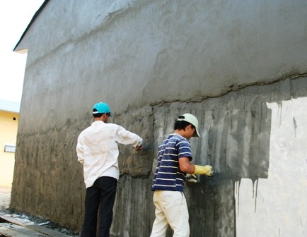 Khẩn trương khắc phục nhà tái định cư cho dân vạn đò - 1