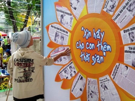Ngày hội hoa hướng dương “Vì bệnh nhi ung thư” lần 3 - 3 Ngày hội hoa hướng dương “Vì bệnh nhi ung thư” lần 3 - 3