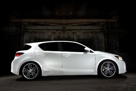 Lexus chứng minh xe hybrid không tẻ nhạt - 3 Lexus chứng minh xe hybrid không tẻ nhạt - 3