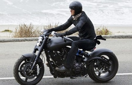 David Beckham dạo phố bằng xế khủng - 1 David Beckham dạo phố bằng xế khủng - 1