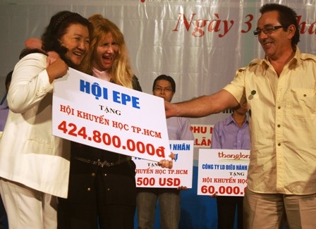 Học bổng 1&1 - ân tình của người cho và người nhận - 3