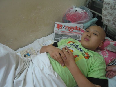 Số phận nghiệt ngã của cậu bé mê bóng đá - 1 Số phận nghiệt ngã của cậu bé mê bóng đá - 1