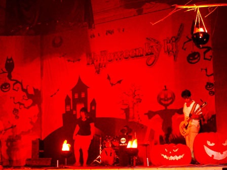 Sài thành khai hội Halloween kỳ bí - 2 Sài thành khai hội Halloween kỳ bí - 2