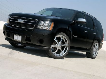 Người Mỹ vẫn chuộng SUV cỡ lớn - 1 Người Mỹ vẫn chuộng SUV cỡ lớn - 1