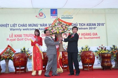 Sân Golf Hoàng Gia - 1 Sân Golf Hoàng Gia - 1