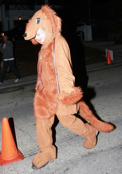 “Sao” tưng bừng tiệc Halloween - 9 “Sao” tưng bừng tiệc Halloween - 9