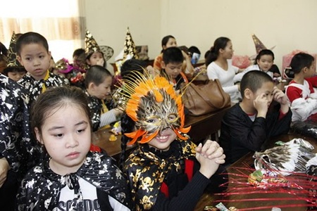 Ngày hội Hallowen hướng tới học sinh nghèo Sơn La - 1 Ngày hội Hallowen hướng tới học sinh nghèo Sơn La - 1