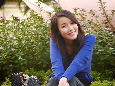 Cô gái của những nụ cười - 1 Cô gái của những nụ cười - 1