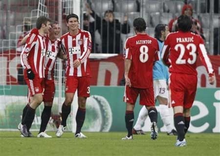 Bayern đi dễ khó về, AS Roma hết đường lui - 1 Bayern đi dễ khó về, AS Roma hết đường lui - 1
