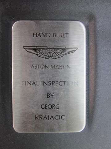 Ngắm “nữ hoàng” Aston Martin Rapide tại Hà Nội - 12 Ngắm “nữ hoàng” Aston Martin Rapide tại Hà Nội - 12