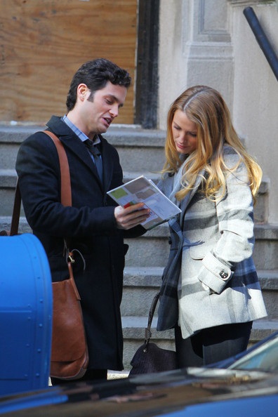 Blake Lively, Penn Badgley: Vẫn thân thiết tại trường quay - 2 Blake Lively, Penn Badgley: Vẫn thân thiết tại trường quay - 2