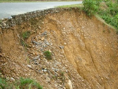 Gian nan đường về bản Rào Tre sau lũ - 7