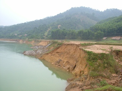 Gian nan đường về bản Rào Tre sau lũ - 13