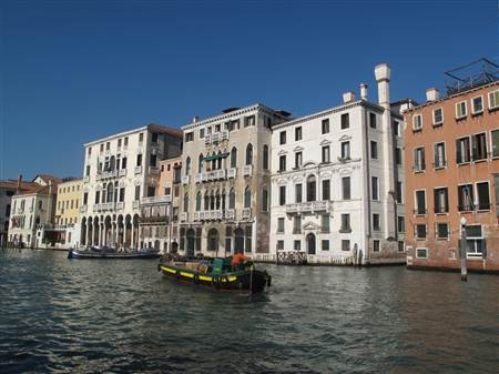 Venice - sông nước hữu tình - 15 http://dantri.vcmedia.vn/Uploaded/2010/11/03/Venice_anh%2015.jpg