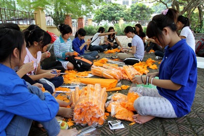 Thêm nắng cho Hoa hướng dương - 1 Thêm nắng cho Hoa hướng dương - 1