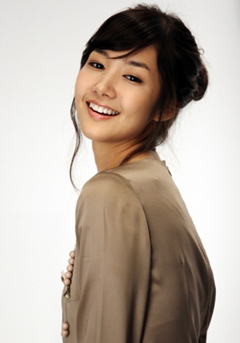 Park Min Young thừa nhận phẫu thuật thẩm mỹ - 4