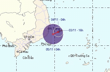 13 người chết, 52 tàu thuyền chìm, mưa lớn lại “rình rập” - 1