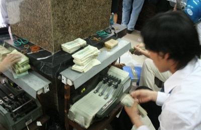 Không điều chỉnh biên độ tỷ giá VND/USD - 1