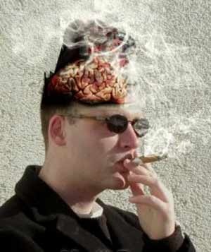 Hút thuốc gây “bào mòn” vỏ não  - 1