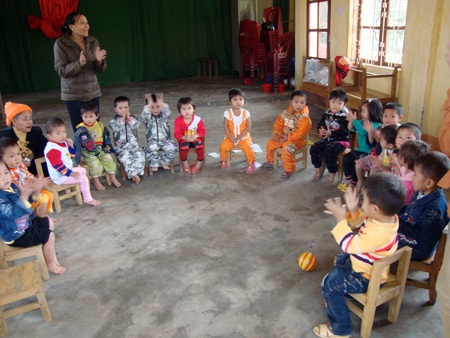 Nghẹn ngào tiếng hát mầm non - 3