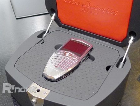 Điện thoại dành cho tín đồ siêu xe Lamborghini Gallardo Spyder - 3