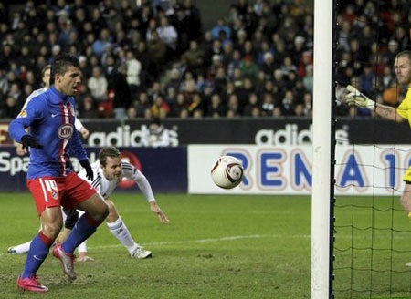 Atletico, Sevilla giành trọn 3 điểm, Villarreal gây thất vọng lớn - 1