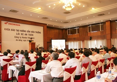 Đẩy mạnh các hoạt động hướng dẫn lái xe an toàn - 1