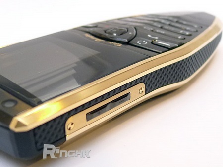 Điện thoại dành cho tín đồ siêu xe Lamborghini Gallardo Spyder - 11