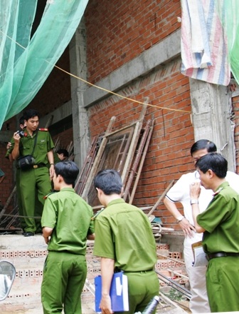  4 người thương vong trong hầm chứa nước gia đình - 2