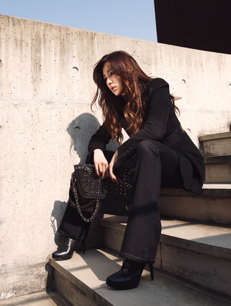 Yoon Eun Hye ấm áp trong BST Joinus - 17