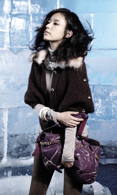 Han Hyo Joo đa phong cách với BST Viki thu/đông 2010 - 3
