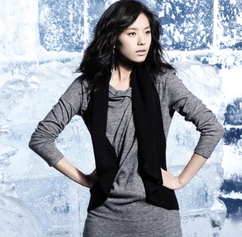 Han Hyo Joo đa phong cách với BST Viki thu/đông 2010 - 6