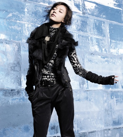 Han Hyo Joo đa phong cách với BST Viki thu/đông 2010 - 19