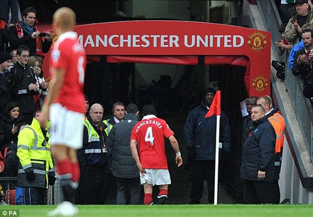 Park Ji-sung tỏa sáng, MU thắng nhọc Wolves - 2