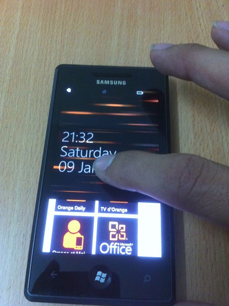 Điện thoại Windows Phone 7 đầu tiên của Samsung “đến”” Việt Nam - 2