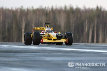 Thủ tướng Nga Putin lái xe đua Công thức 1 - 8